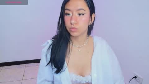 chloe_desire11 online show from July 14, 11:15 am
