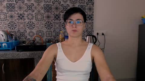 Eva and Sandra online show from February 2, 9:07 am