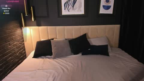 Julia online show from April 10, 2:44 pm