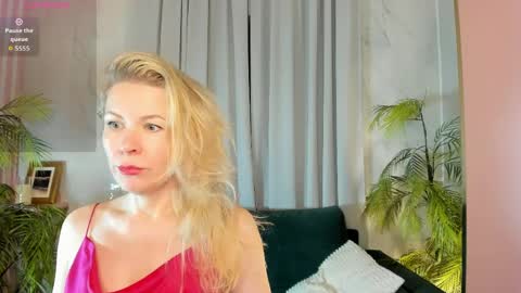 Julia online show from April 19, 11:33 am