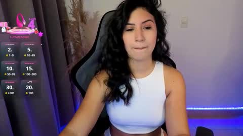 Chloe online show from June 5, 11:04 am