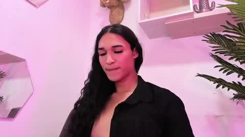 Chloe  online show from February 6, 11:48 pm