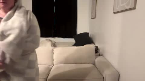 chloejaxxx online show from October 3, 3:09 pm