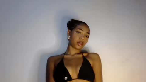 chloeplaisir online show from August 7, 12:36 pm