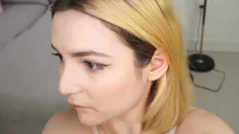 Chloe and Schott online show from July 19, 1:19 am