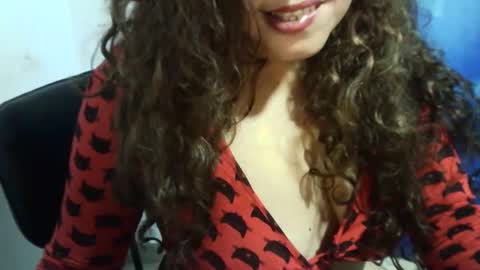 chochohot45 online show from December 13, 4:11 am