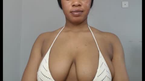 ESTHER online show from September 16, 9:44 am