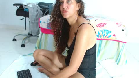 maria online show from April 9, 6:19 am