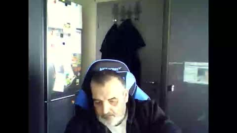 Chris online show from September 19, 10:19 am