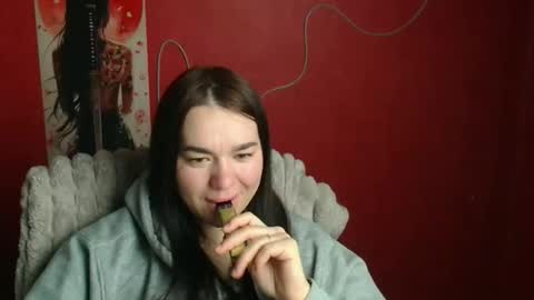 Chris online show from April 25, 5:42 am