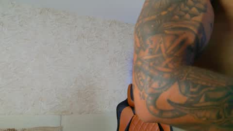 chris reilly online show from February 17, 9:43 pm