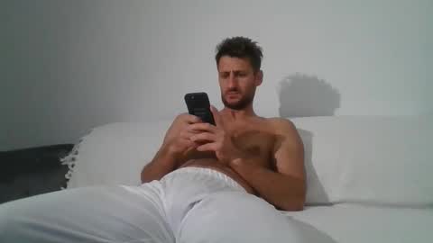 chrisaron online show from October 30, 4:35 am