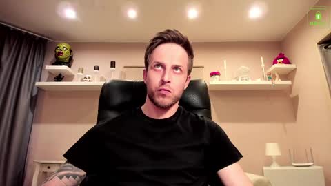 Chris online show from June 9, 1:06 am