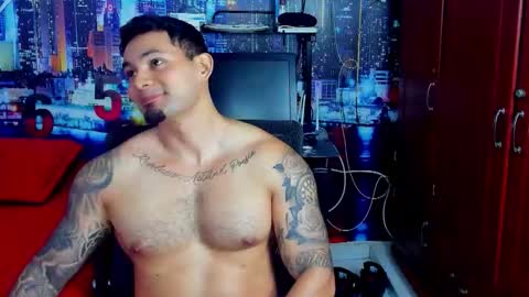 Snapshot of chriss_stewart2 chatting on October 10, 4:07 am Chriss Stewart online show from October 10, 4:07 am