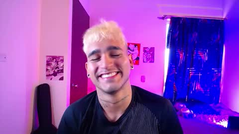 Christian Wang online show from March 7, 12:27 pm