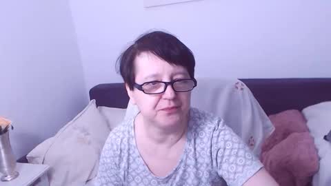 Christa online show from April 4, 8:05 pm