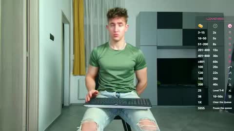 UPVOTE ME ------  ILL DO SOMETHING FOR FREE online show from September 27, 7:22 pm