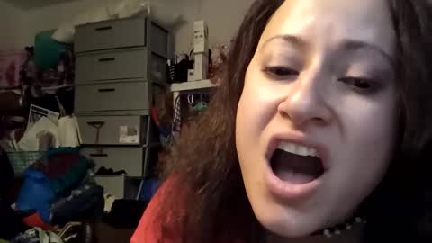 christianslutt online show from February 4, 10:35 pm