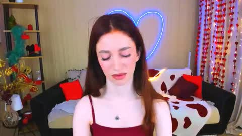 christinaconteeree online show from February 27, 7:39 pm