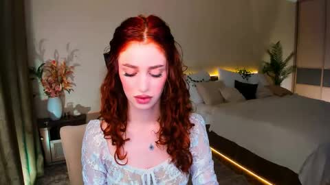christinaconteeree online show from October 22, 7:37 pm
