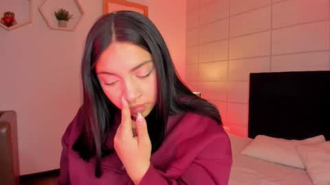 Christine  online show from January 17, 12:14 pm