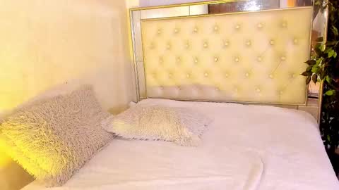 Chrisopher Hunter online show from February 1, 4:31 am