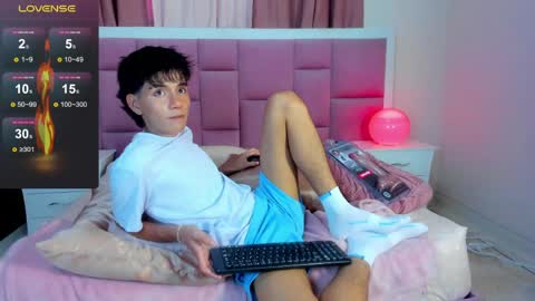 Chris online show from May 25, 8:48 pm