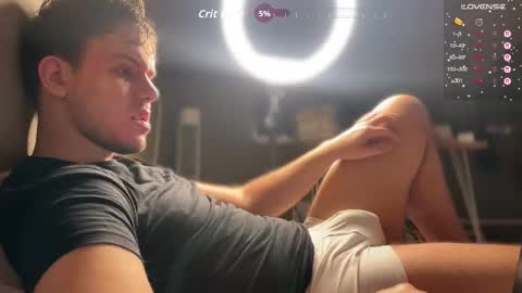 Christopher online show from January 8, 8:42 am