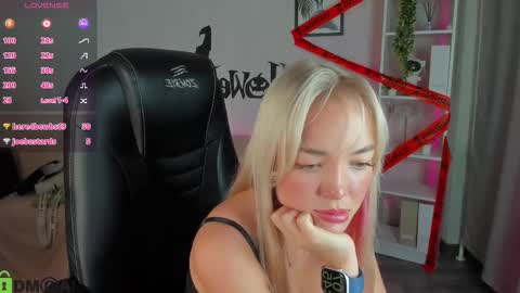 hristy3 online show from October 29, 12:45 am