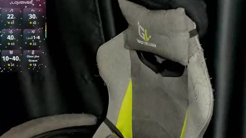 christyw3b online show from November 25, 3:33 pm