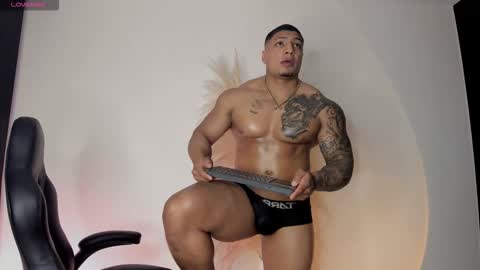 chrizmacgregor online show from October 3, 3:37 am