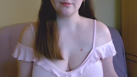 Maia online show from February 26, 9:22 am