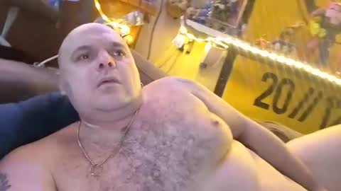 chubbyman40 online show from February 8, 3:48 pm