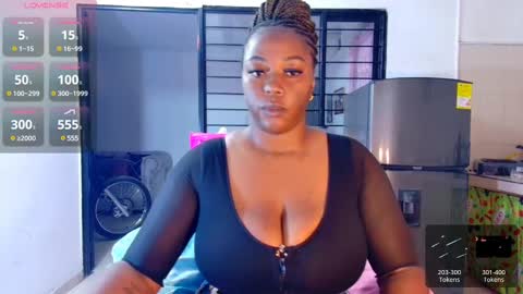 ciaraebonyxxx online show from March 9, 10:19 pm