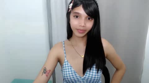 Snapshot of cici_02 chatting on October 20, 3:22 am call me Cici online show from October 20, 3:22 am