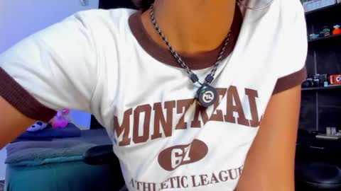 Luna and Sebas  online show from March 13, 6:22 pm