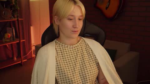 Cin Bellamy online show from September 26, 7:49 am