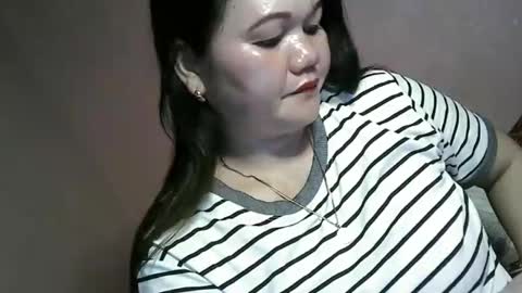 Snapshot of cindy_hot23 chatting on January 13, 10:47 am cindy_hot23 online show from January 13, 10:47 am