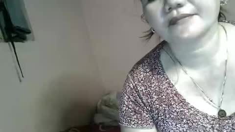 Snapshot of cindy_hot23 chatting on January 19, 1:32 am cindy_hot23 online show from January 19, 1:32 am