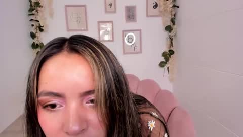 Cindy  online show from February 10, 2:16 pm