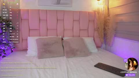 Cinthia online show from September 11, 5:20 am