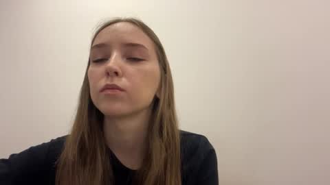 Aurora online show from April 8, 2:31 pm