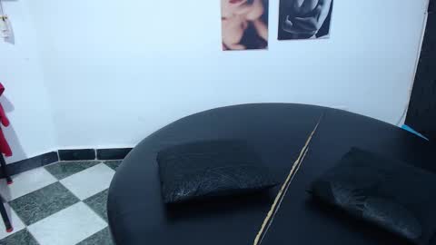 Cinthya online show from November 29, 8:16 pm