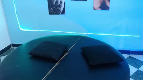 Cinthya online show from March 6, 7:02 pm