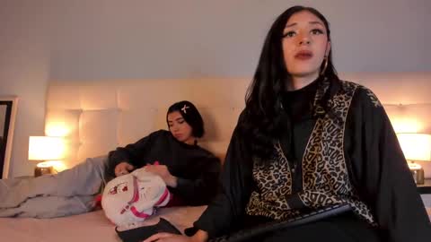 Cintya online show from January 14, 2:19 am