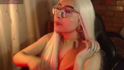 Cintya online show from February 17, 11:15 pm