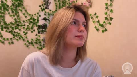 Snapshot of citruska chatting on September 30, 3:44 pm karina online show from September 30, 3:44 pm