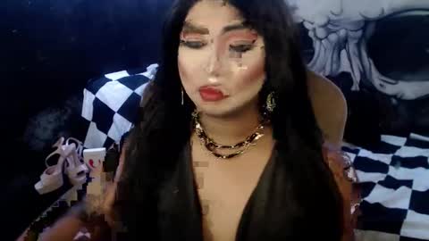 QUEEN CESS online show from January 19, 5:06 am