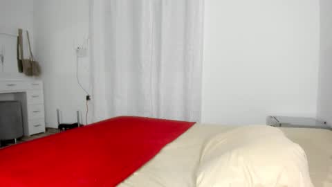 Claimom online show from October 4, 1:47 am