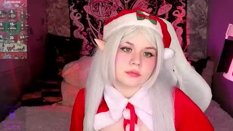 Claire Faers online show from December 20, 3:30 pm